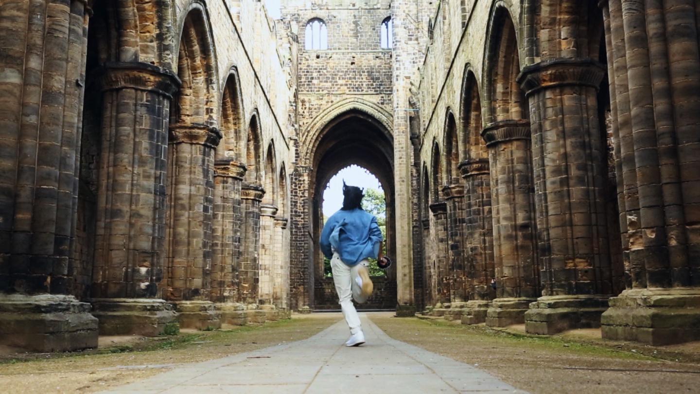 d'Artagnan runs into Kirkstall Abbey