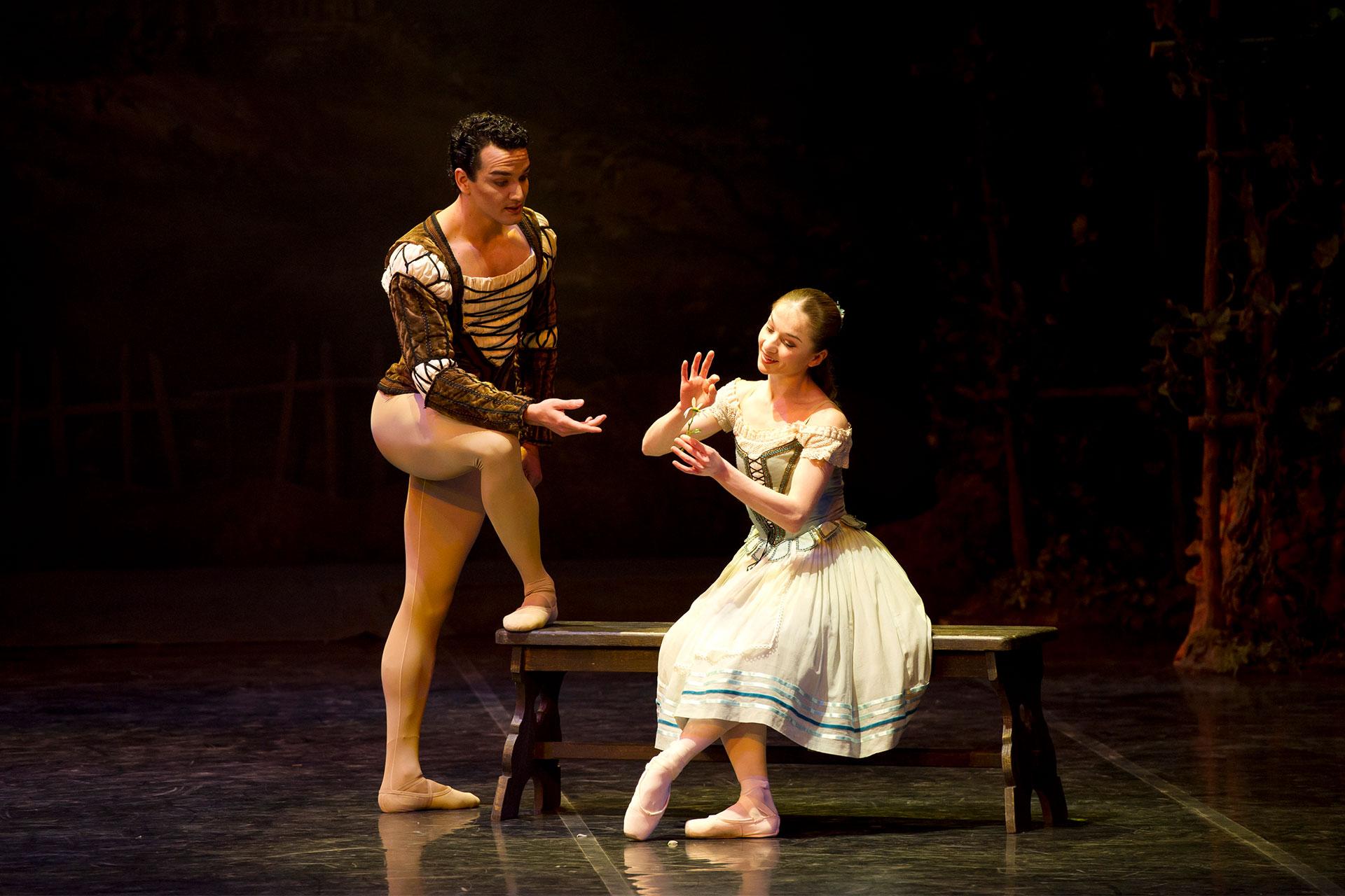 Albrecht woos Giselle with simple gifts and pretty talk