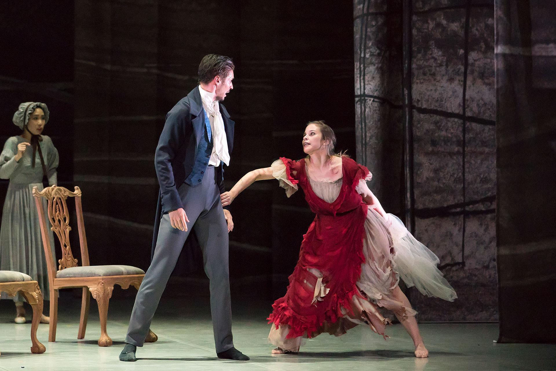 Bertha Mason dramatically reveals herself at Rochester and Jane's wedding