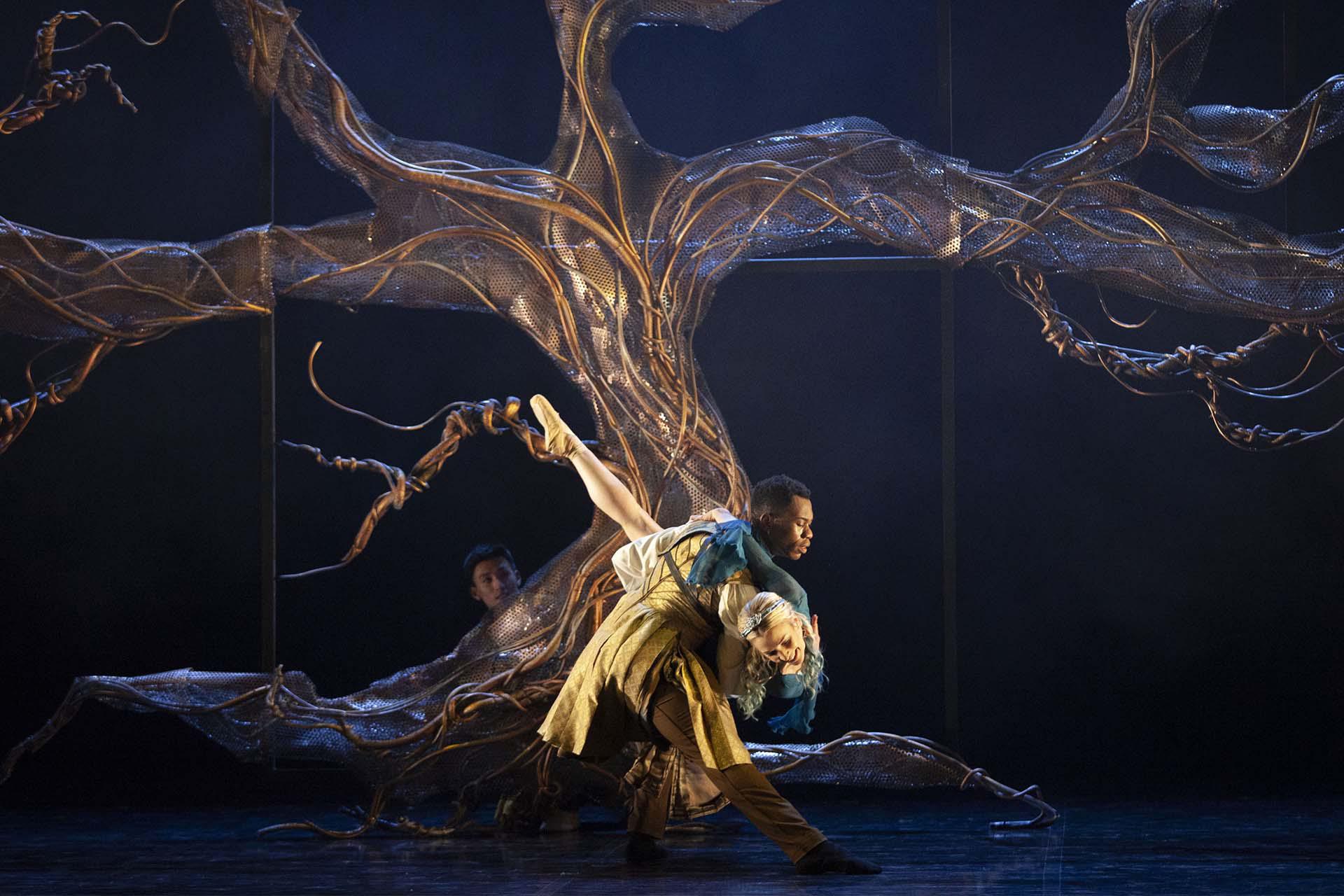 While Merlin watches discreetly, Uther dances with Ygraine